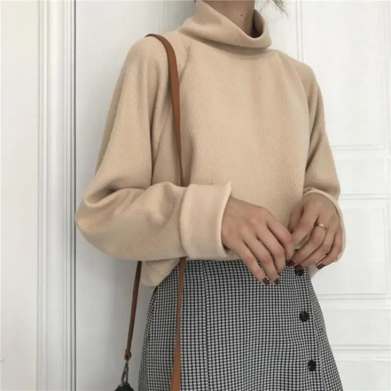 Свитер женский вязаный с высоким воротом Осень-зима 2019 | Женская одежда