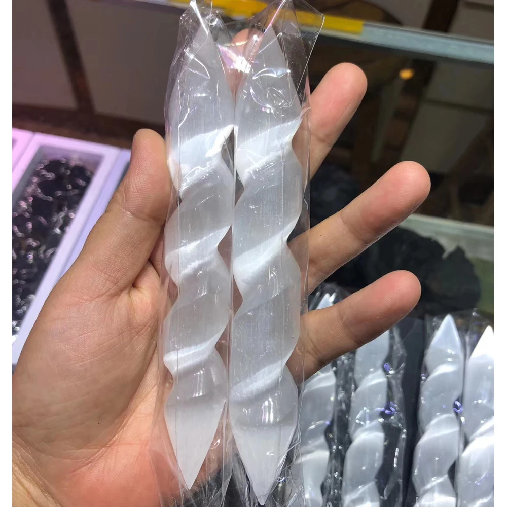 

Natural Selenite spiral Double Tip Massage wand Crystal stone Quartz Mineral Healing Palm Stones Fraueneis Mineral Specimen