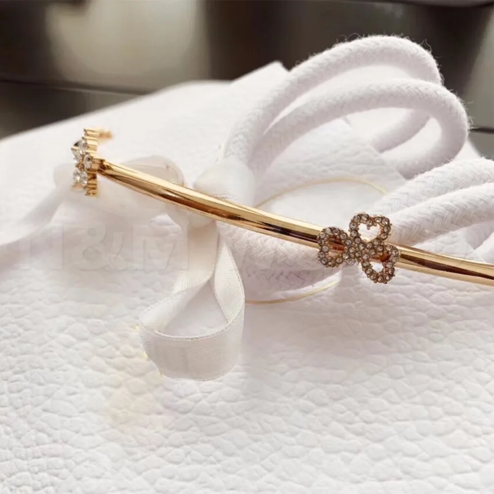 Мода роскошный золотой Клевер звезды буквы воротник красивые ювелирные изделия ожерелье аксессуары подарок на день Святого Валентина