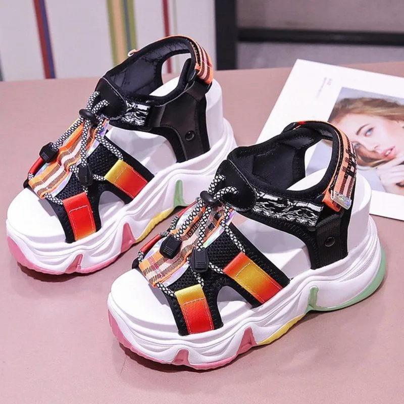 Женские босоножки на платформе Брендовые модные сандалии массивном каблуке