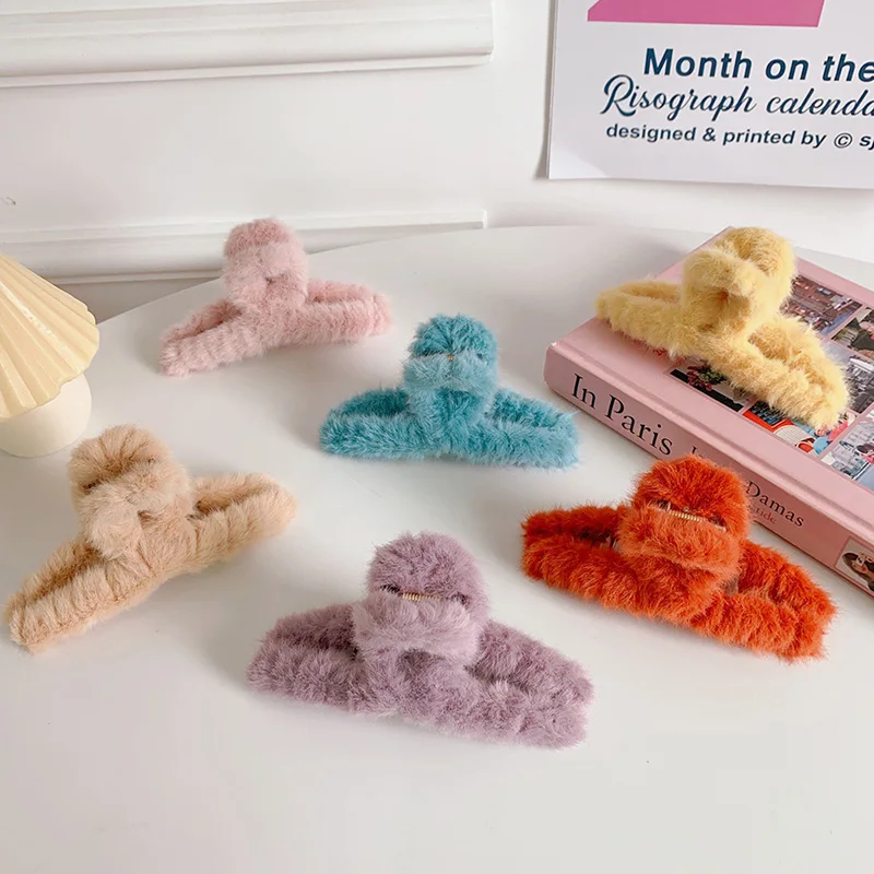 

Winter New Women Girls Cute Colorful Soft Plush Hair Claws Sweet Hair Holder Headband Hair Clip Hairpin Fashion Hair Accessories