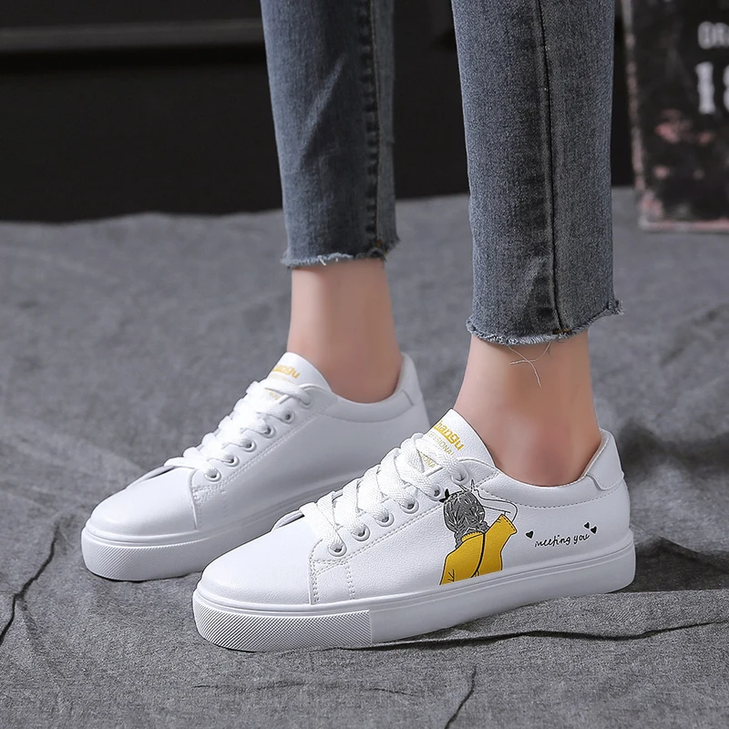 Новое поступление Женские модные туфли из искусственной кожи на плоской подошве