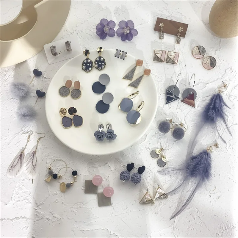 Корейская мода зима серый плюшевый цветок круглая форма сердца акриловые серьги