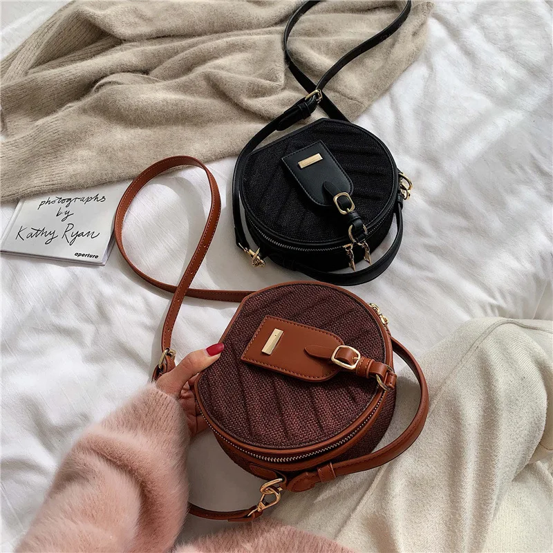 

2019 Winter New Style WOMEN'S Bag Korean-style One-Shoulder Small round Bag Wool Textured Cool Lock Design Hand Oblique Bag
