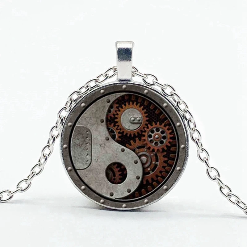 

Steampunk Style Necklace Retro Mechanical Yin and Yang Tai Chi Gossip Crystal Pendant Necklace Men and Women Accessories Gift