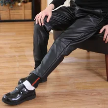 Повседневные штаны для мальчиков, осенне-зимние новые стильные модные свободные штаны в Корейском стиле для больших мальчиков, черно-белые штаны с рисунком