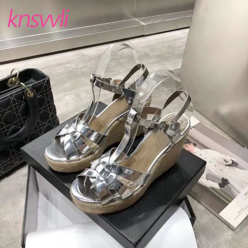 Босоножки женские кожаные на платформе Т образный ремешок толстая подошва