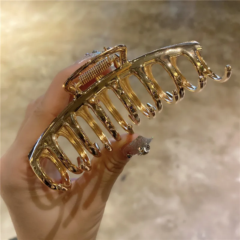 2021 NEW Metal Barrettes Women Fashion Hair Claws Gunmetal Hair Clips Hairpins Lady Hair Accessories Ornaments Crab Octoups