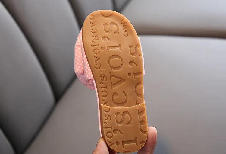 14084037129_141698672