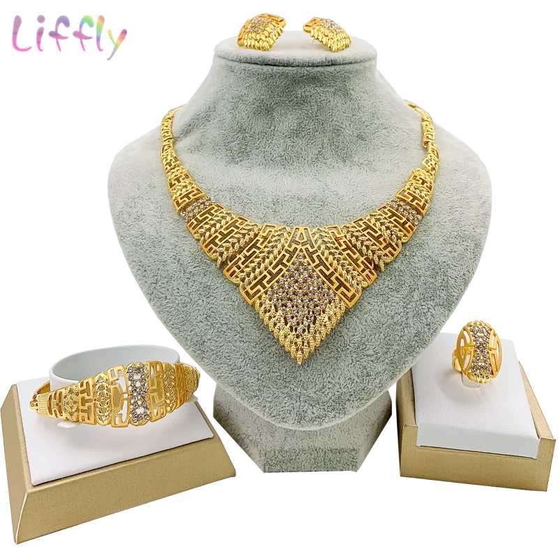 

Dubai Classic Jewelry Sets Festival Commemorative Party Crystal Necklace Earrings Ring Bracelet Hollow Design Jewelry Set