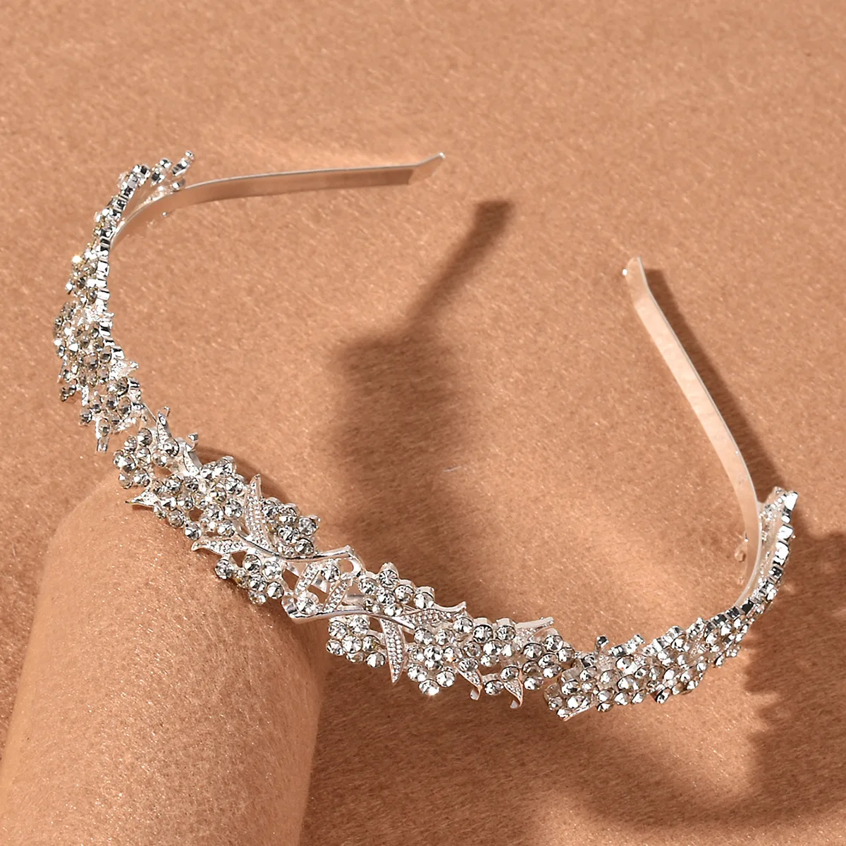 AINAMEISI New Popular Bridal Headdress Alloy Bridal Leaf Flower Wedding Headband Crown Headband Crown Headdress Jewelry Gift