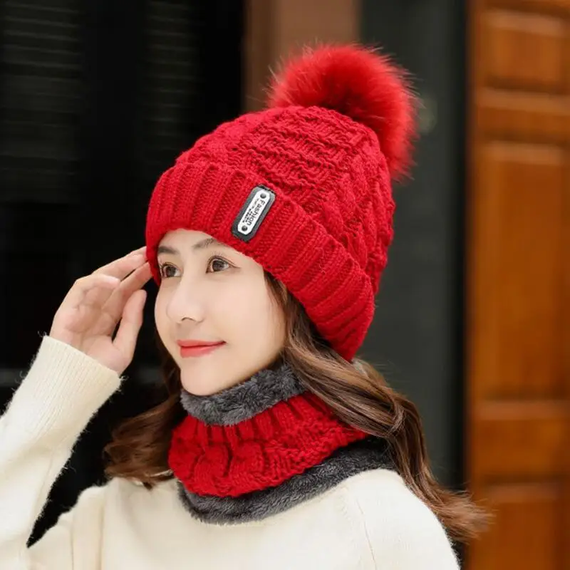 Модный зимний кожаный шарф с этикеткой, вязаная шапка с помпоном Skullies Beanies, шапка для женщин, фирменная новинка, толстая шея, горячая женская шапка