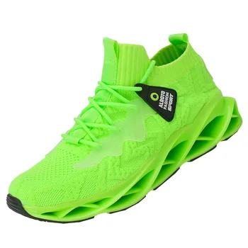 

2020 Outdoor Running Sport Walking Socks Shoes For Men Trendy Casual Lightweight Trainers Designer Male Sneaker Classic Footwear