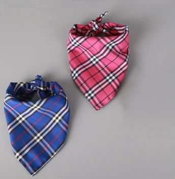 

Pet Grooming Accessories Plaid Towel Double Layer Double-Faced Can Wear Cotton Fabric Soft Dog Triangular Binder Pet Supplies