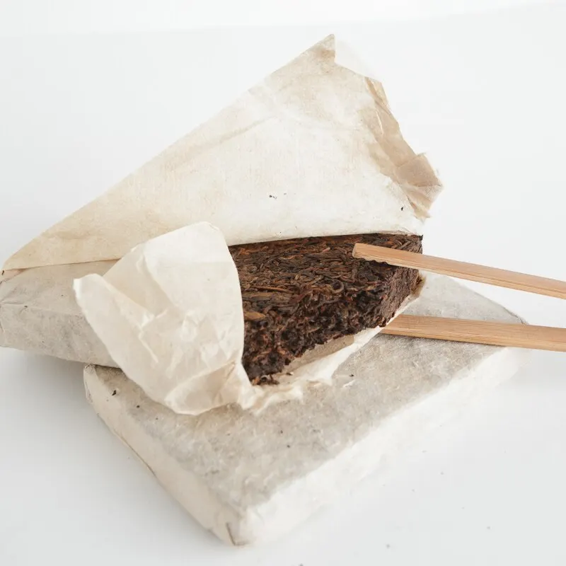 Tea Shu Puer Bai Ji, 2017, brick 200 grams. Puer, Puer tea, Puer top grade, Puer pancake, Puer 357, Puer pressed, Shu Puer, Shu Puer top grade, Shu Puer tea, Puer tea 357g old Shu Puer invigorating, Shu Puer Yunnan