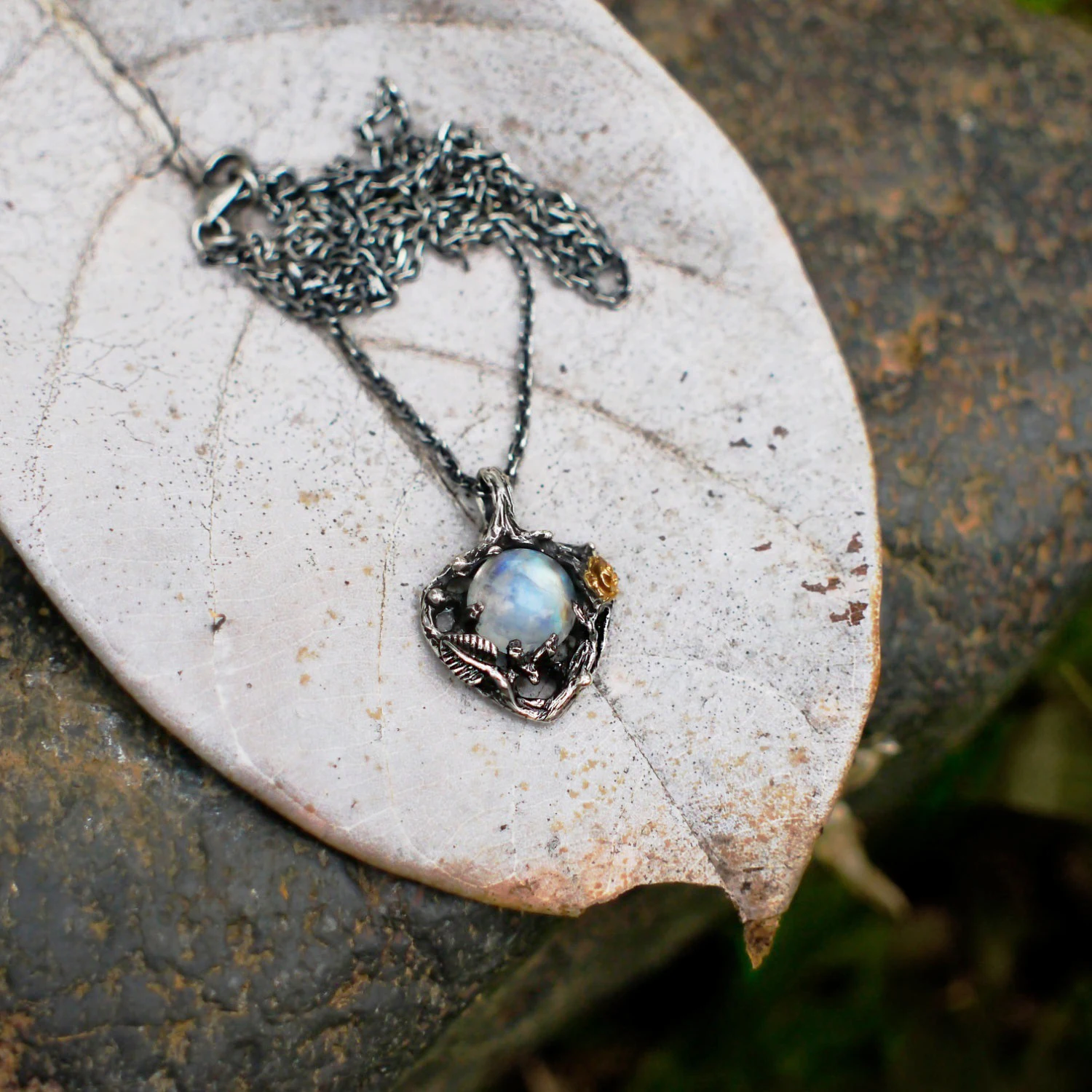 Vintage Natural Moonstone Necklace 