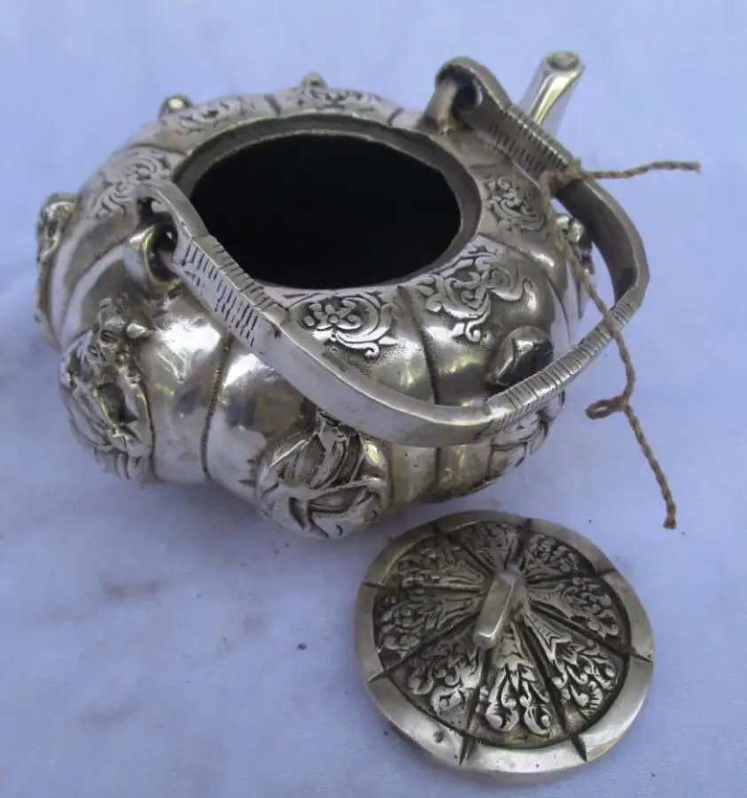 

Collectible Decorated Old Handwork Tibet Silver Carved Pumpkin style 8Immortals Handle Teapot/Flagon