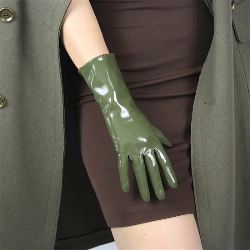 patent leather green 28 см лакированные кожаные перчатки средней и длинной части, эмуляция кожи, шелковистая подкладка, яркие черные, белые, красные женские перчатки PU111 - Цвет: patent leather green