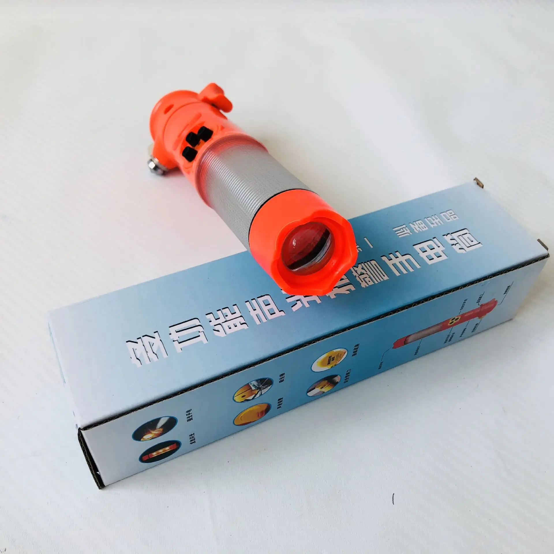 Multi-functional Sound And Light Alarm Hammer Flashlight Car Escape Broken Window Safety Hammer Maker Firefighting Flashlight Si