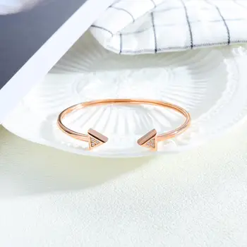 

Bangles For Women Stainless Steel Bangle Cuff Bracelet Luxury Brand Bangle Triangle White Crystal Plated Rose Gold Metal Jewelry