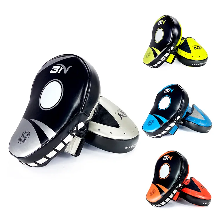 

BN Punch Mitts Sanda Muay Thai Training Focus Mitts Boxing Target Taekwondo Arc Focus Mitts Foot Target qiang ba Sub-Baffle