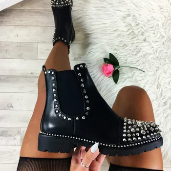 

Winter Punk Rivet Boots Women Round Head Toe Leather Booties Studded Thick Low Heels Chelsea Ankle Plush Botas De Mujer