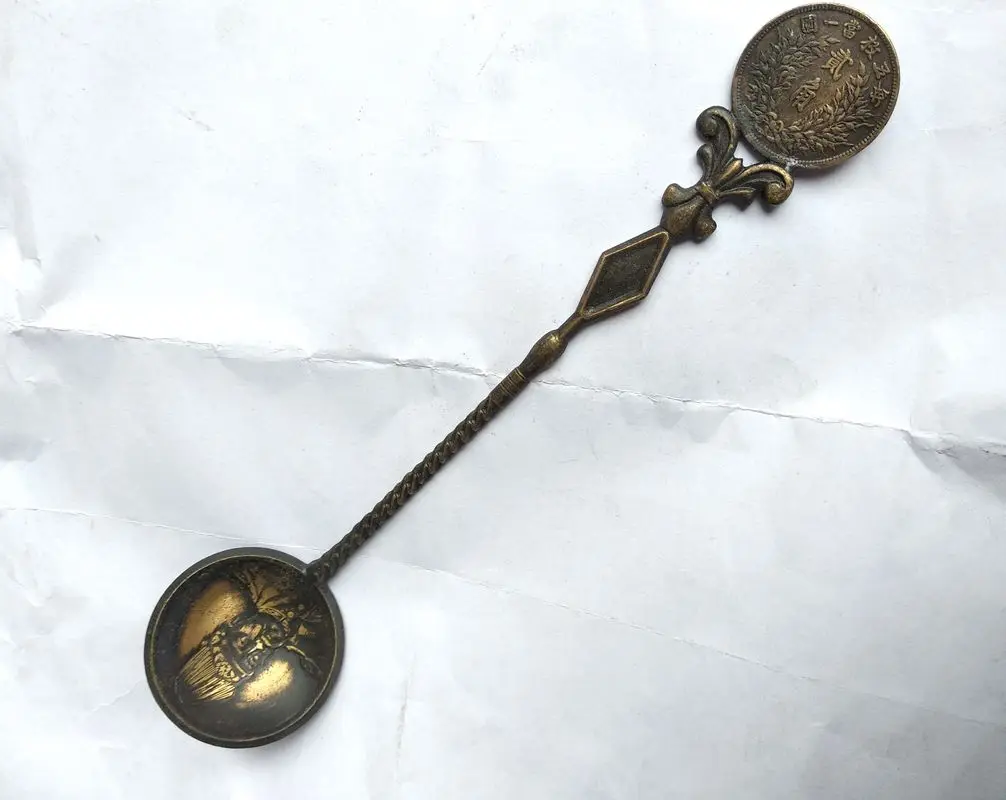 

Vintage Qing Dynasty Pure Copper Soup Spoon Yuan Shikai Period Emperor Design Dragon