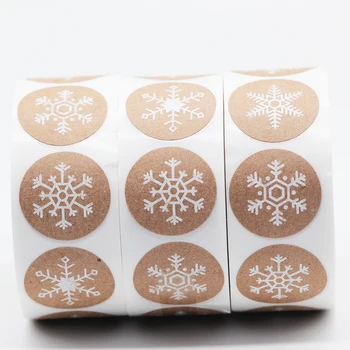 

1Inch Round Snowflake Kraft Label Sticker Three Patterns Christmas Gift Packaging Decorative Sticker Posted Sealing Stickers