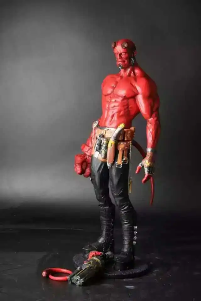 

1/4 Hellboy Action Figure Smoke Hellboy Wouded Horn Cool Collectible Model Toy