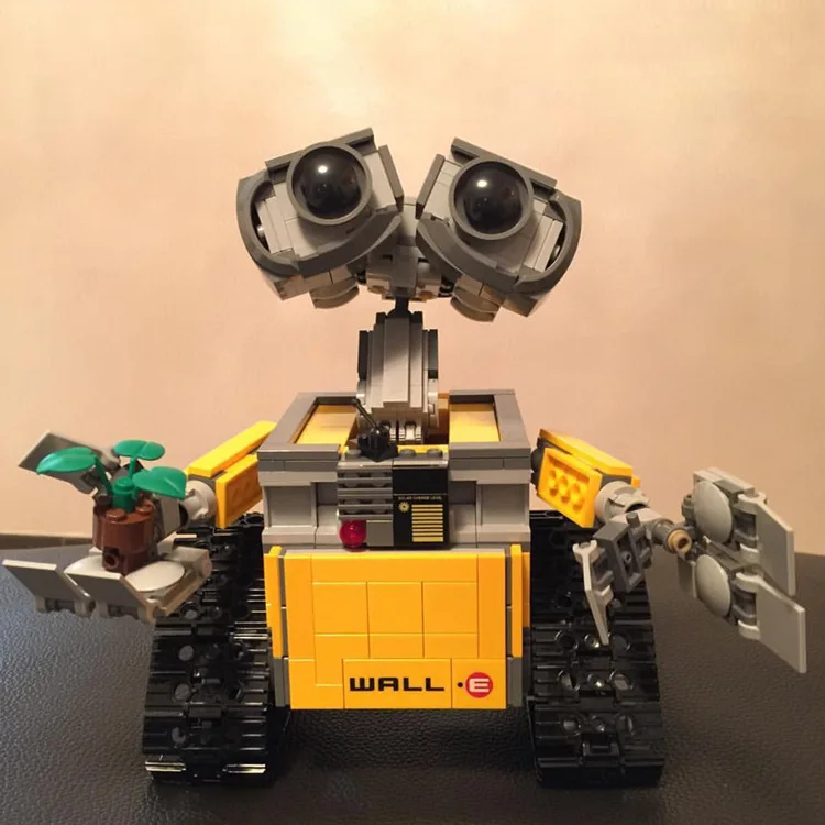 

In Stock Star Series Wars 16003 The Robot WALL E 21303 687Pcs Ideas Model Building Kits Blocks Bricks Education Toys Christmas