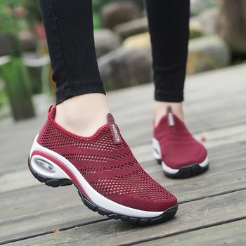 

Running Sneakers Breathable Mesh Women Summer Healthy Walking Shoes Trainers Woman Comfortable Flats Shoes Big Size Scarpe Donna