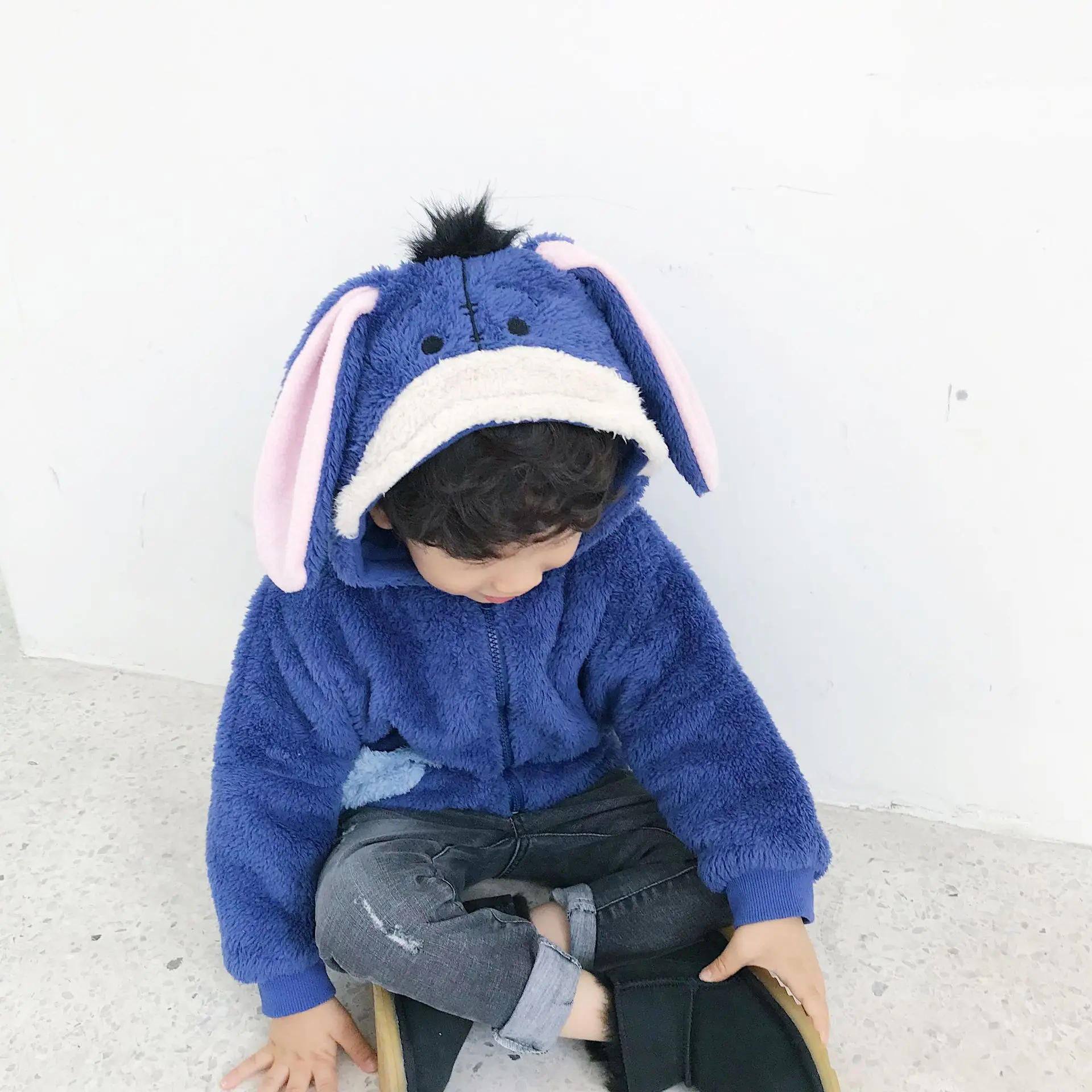 Tonytaobaby/новая зимняя одежда для мальчиков и девочек; детская одежда; милая Удобная плюшевая куртка; теплая куртка