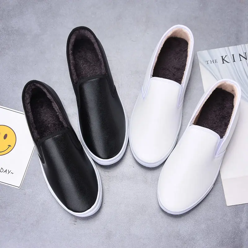 Женские мокасины из ПУ кожи черные или красные туфли на плоской подошве