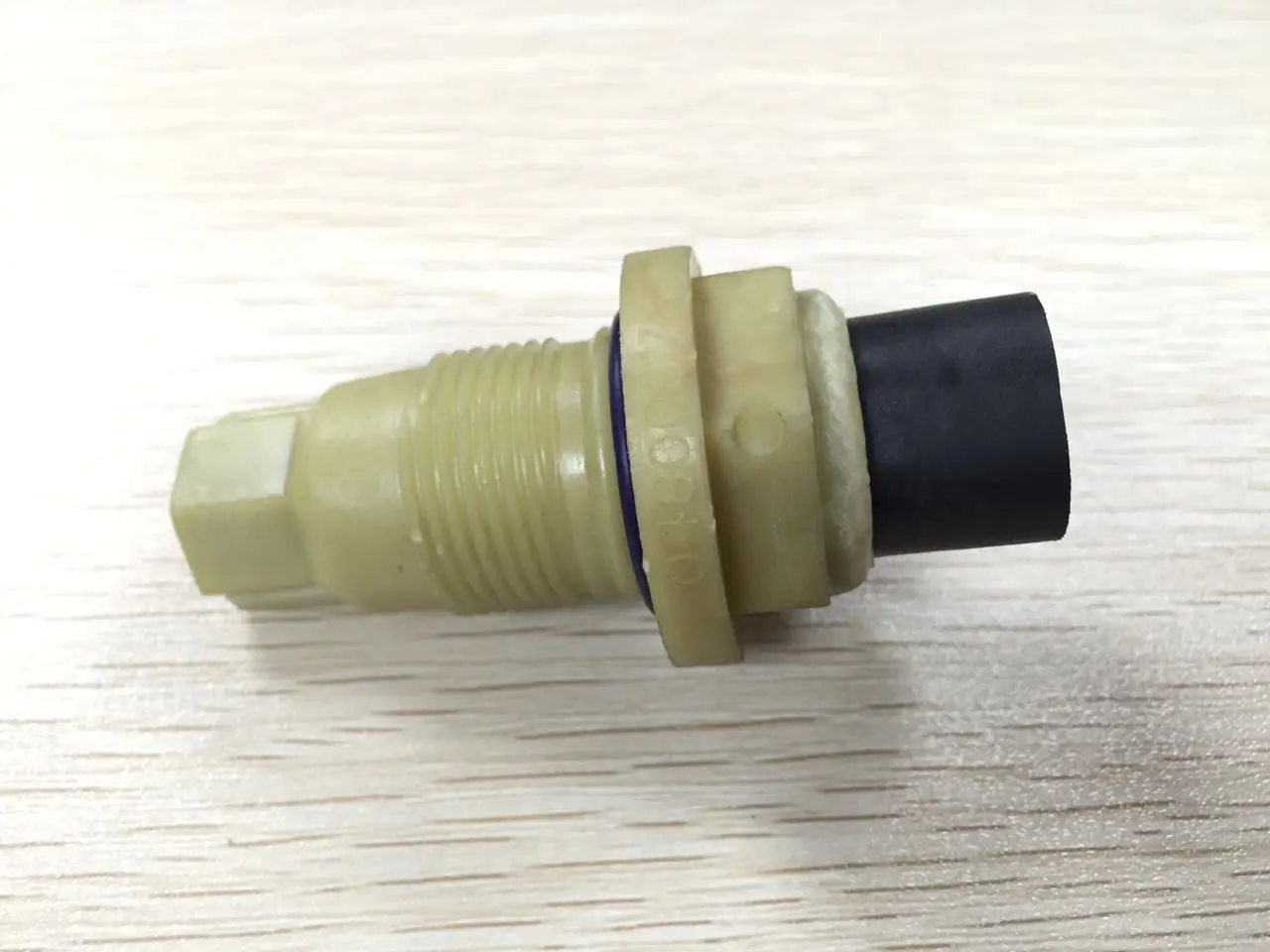 Original Transmission Speed Sensor For Chrysler Dodge Caravan Jeep Compass 04800878 4800878