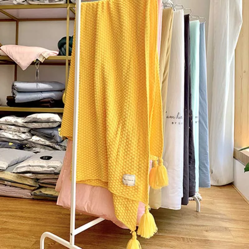 yellow Домашнее одеяло с кисточками для женщин, офисный плед, палантин, кроше, диван, покрывало, одеяло, детское постельное белье - Цвет: yellow