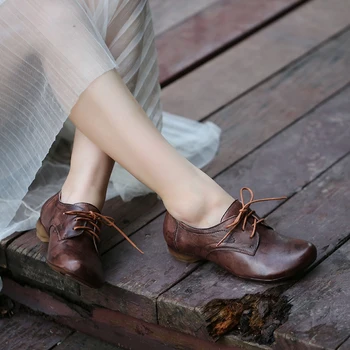 

VALLU 2020 autumn new leather literary round head lace-up shoes women