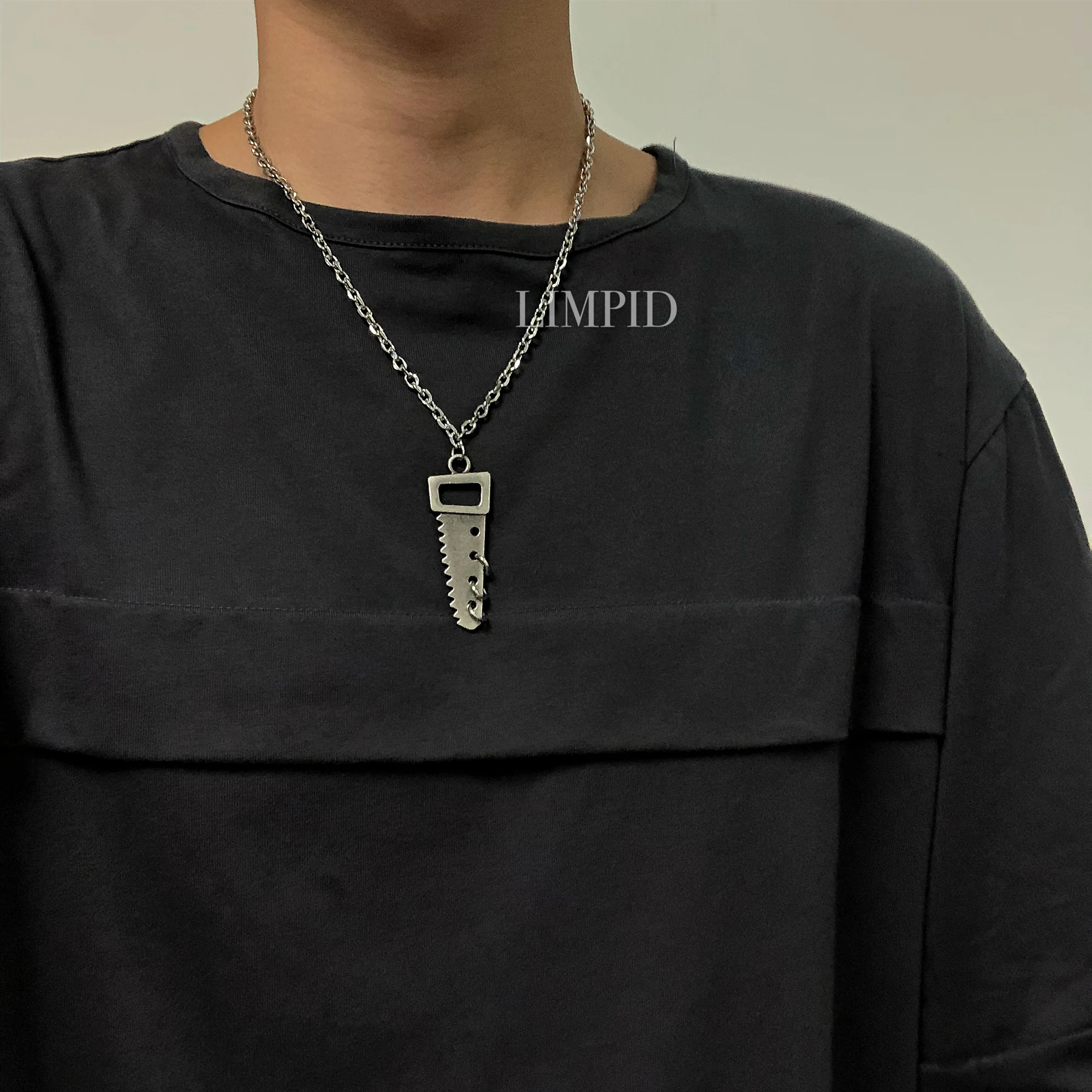 

HZ 2019 New Silver Punk Hip Hop Chainsaw Circle Retro Distressed Metal Long Chain Necklace for Women Men Couple Jewelry Gifts