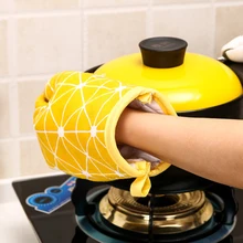 Кухонные перчатки для приготовления барбекю, микроволновой печи, термостойкие антиперминовые крышки, 2 прихватки и 2 Прихватки для горшков, набор