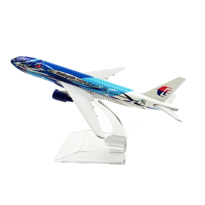 1/400 масштаб сплав самолет Boeing 777 Малайзия 16 см сплав самолет B777 модель игрушки для детей подарок для коллекции