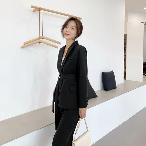 The New Spring And Autumn Korean Version Fashion Two Sets Slim With Fasten Belt Feminine Temperament Suit