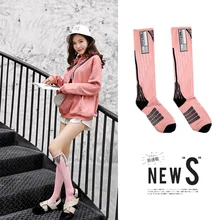 Осенне-зимние новые женские гольфы, оригинальные сетчатые красные носки, японские и корейские уличные ветрозащитные длинные гольфы, но гольфы