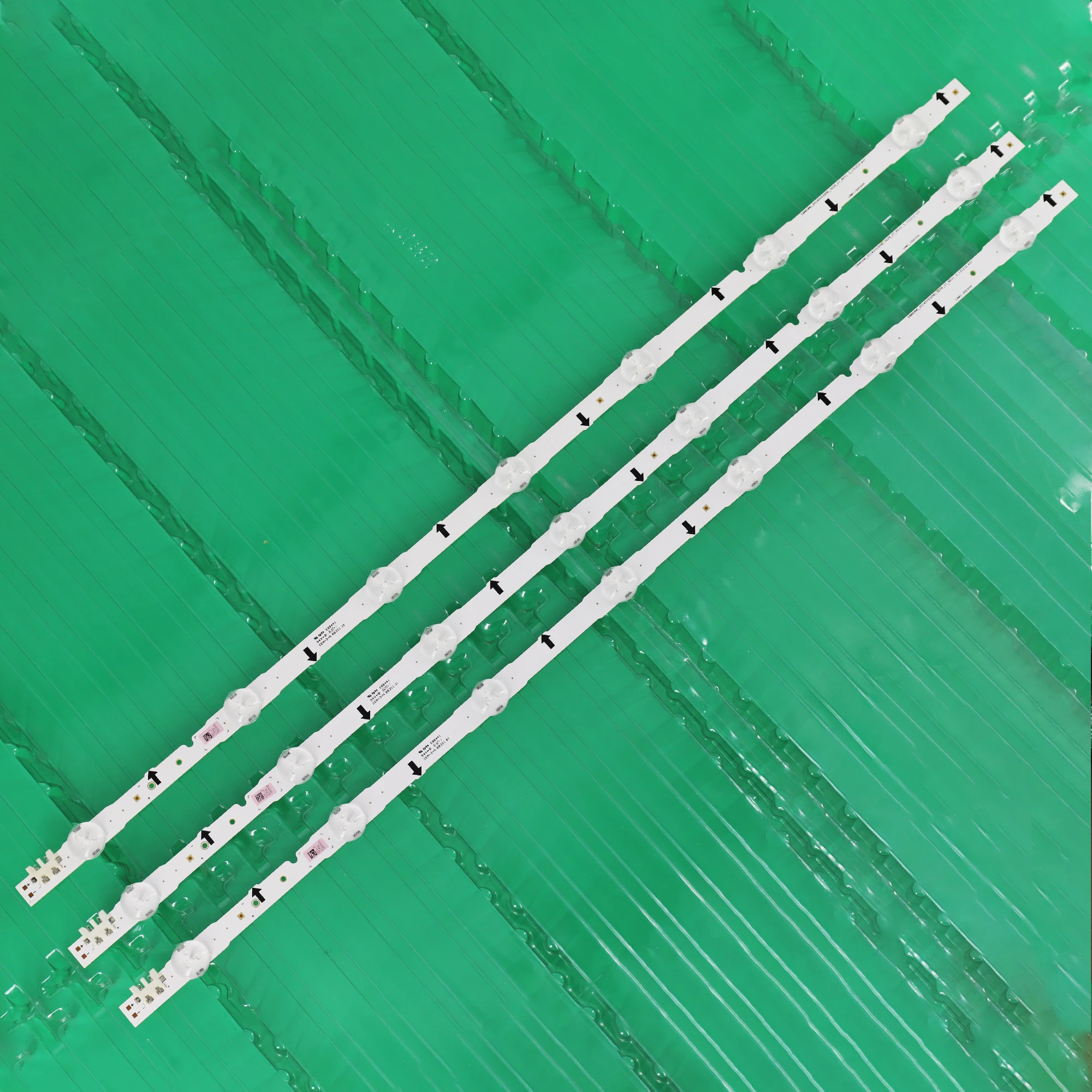 Рисунок 6 - Фонарь с подсветкой 7 ламп для