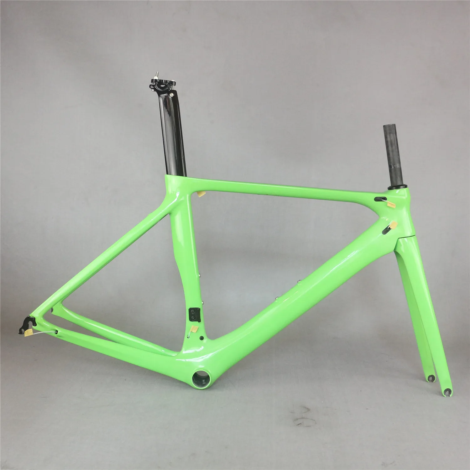 Новейший заказной краской зеленый глянцевый BB86 углеродное волокно Toray T700 Max tire 25c Aero дорожный гоночный велосипед рама FM268