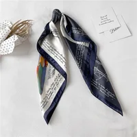 2022 jedwabny szal drukuj chustka na włosy kota Wrap apaszka kobiet Satin plac szalik dla kobiet z pałąkiem na głowę Foulard hidżab chustka 5