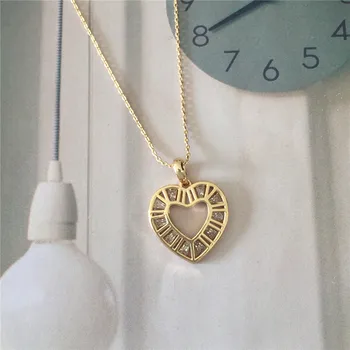 

Delicate Gold Color Plating Zircon Heart Pendant Copper Chain Necklace For Women Girl Gorgeous Tiny Jewelry Gift Accessory