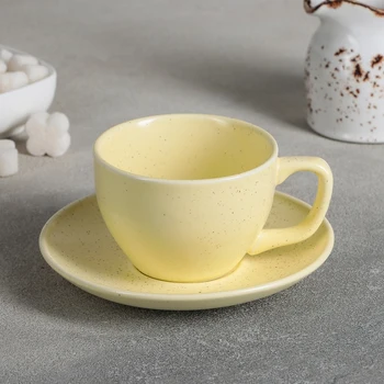 

Amelia tea pair: cup 200 ml, saucer 14.2 cm, color yellow