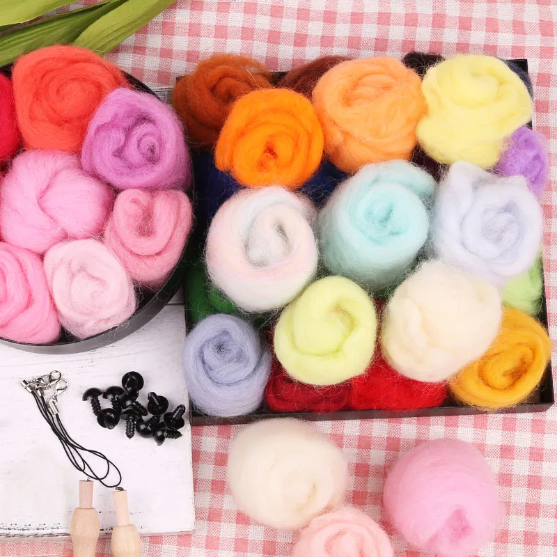 MIUSIE 26 Colors Felting Wool Soft Wool Fibre Roving for Needle Felting and Handcraft DIY Doll Suitable for Women Beginner needle felting wool