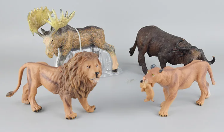 New Products Animal Model Africa Wild Forest Animal Picture Lion Bison Snow Deer Model Ornaments