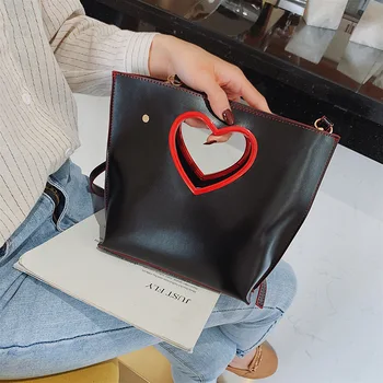 

2019 Spring and Summer New Korean Version of The Wild Messenger Shoulder Shoulder Fashion Love Hollow Simple Small Square Bag