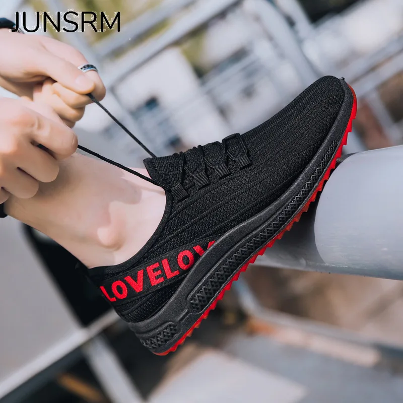 

2019 new men's casual sports shoes Loopschoenen breathable and comfortable outdoor sports shoes Duurzaam Jogging Sneakers